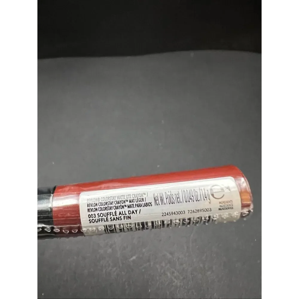 New Sealed Revlon Colorstay Matte Lite Crayon 003 Souffle All Day